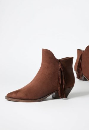 Tahlea Pointed Toe Bootie