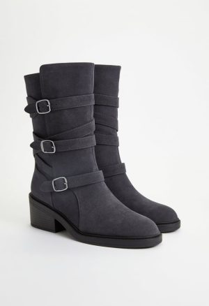 Greer Flat Boot
