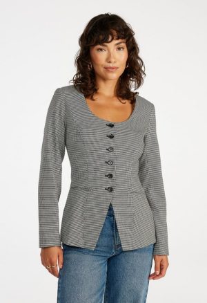 Scoop Neck Hourglass Blazer