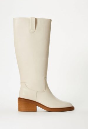 Reiley Flat Boot