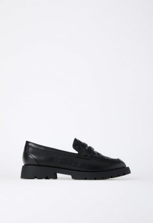 Juna Lug Sole Loafer
