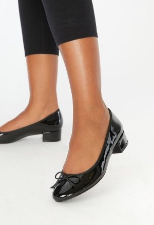Madelaine Block Heeled Pump