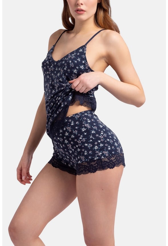 MC2500543-4879-4_589x860_c3a37ba2-ccce-442e-9213-6e3d476f2b0a