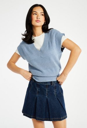 Mixed Stitch Sweater Vest