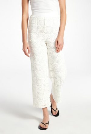 Crochet Cropped Pants