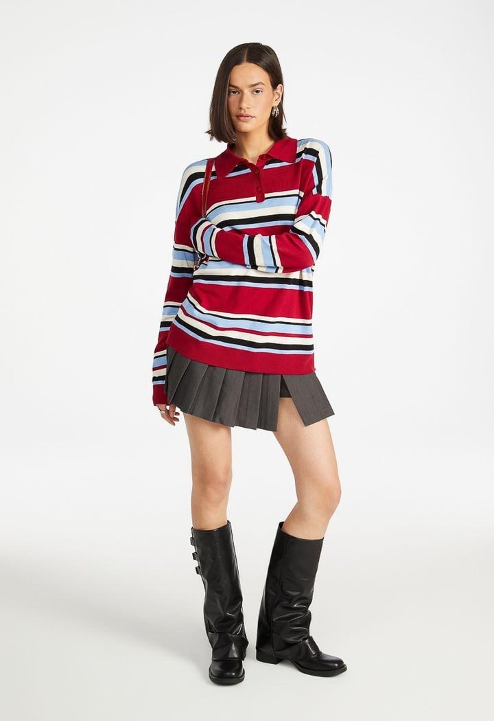 Pleated-Micro-Wrap-Skort-SI2500548-0482_D_foot-mobile_large_62e76952-2a52-4c56-82a4-9eabd7841708