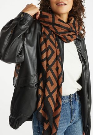 Jade Geometric Interlocking Large Woven Scarf