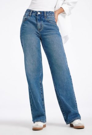 Billie Mid Rise Straight Leg Jean