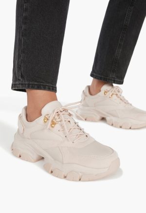 Ximena Chunky Sneaker