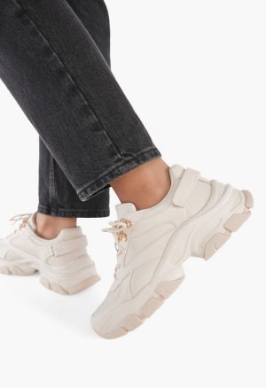 Ximena Chunky Sneaker