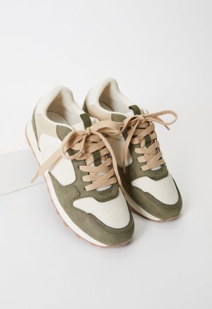 Gwen Athletic Sneaker