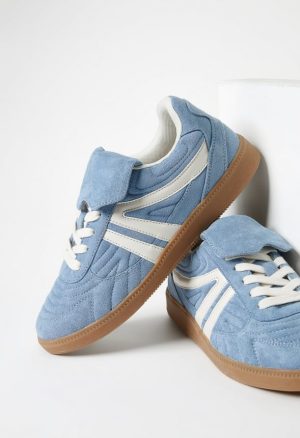 Wren Court Sneaker