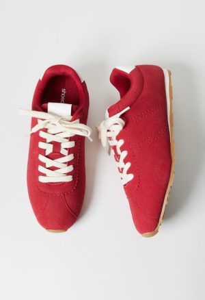 Reese Casual Sneaker