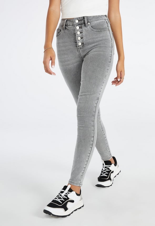 SX2356521-8246-3_589x860_990a6858-afb7-4700-8a40-e38d783453f8