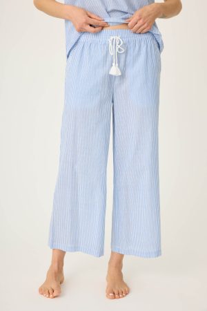 Dainty Daisy Open Leg Crop Pants