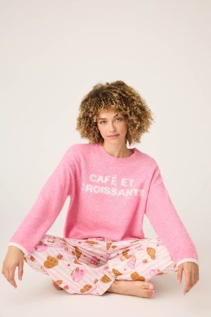 Cafe Et Croissants Snuggle Sweater