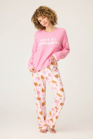 Cafe Et Croissants Snuggle Sweater